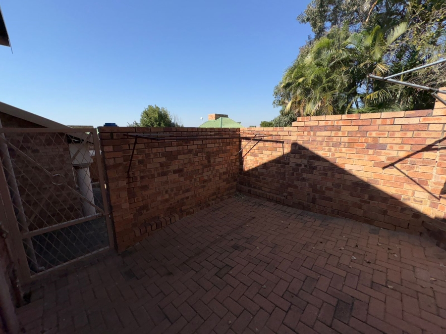 3 Bedroom Property for Sale in Safari Gardens North West